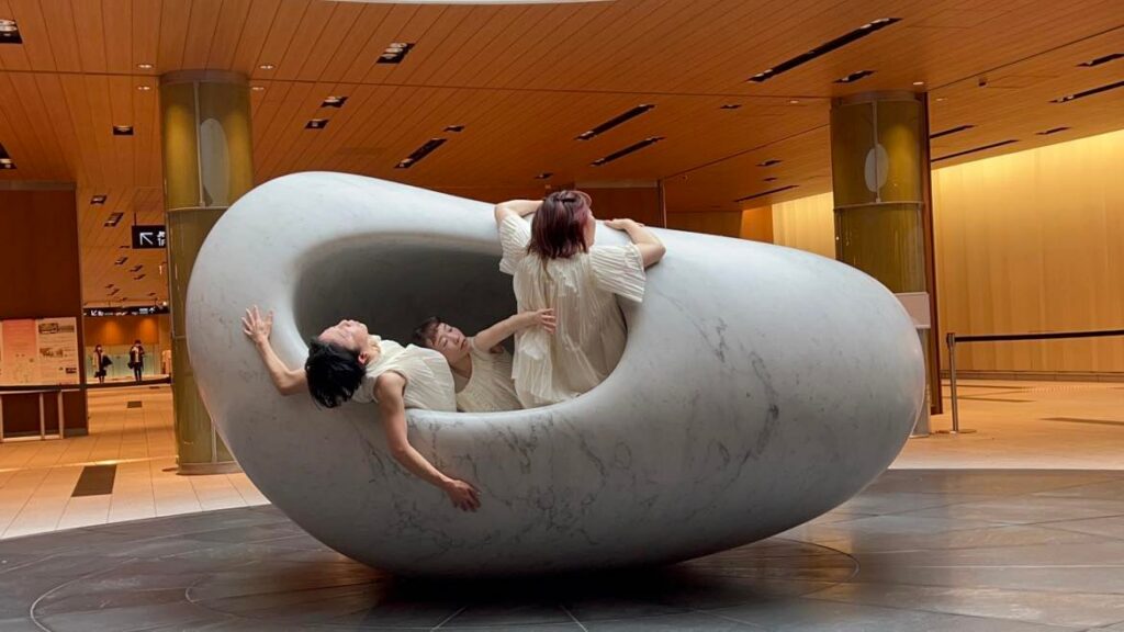ROPPONGI STREET THEATER