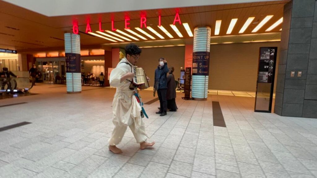 ROPPONGI STREET THEATER