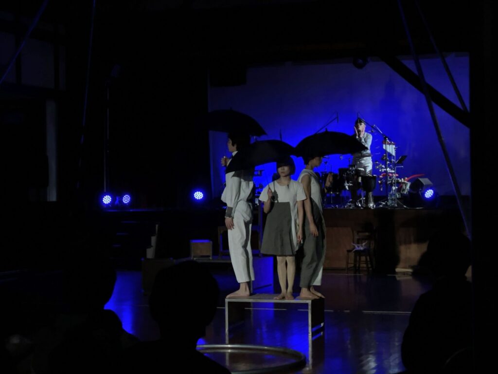 現代サーカス公演「無重力カルテット」