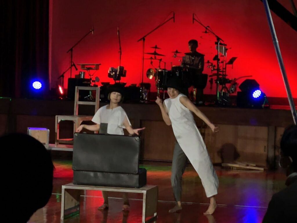 現代サーカス公演「無重力カルテット」